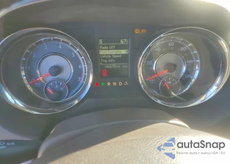 2016 Chrysler Town & Country Touring z USA, uszkodzony, nr VIN 2C4RC1BG6GR238174